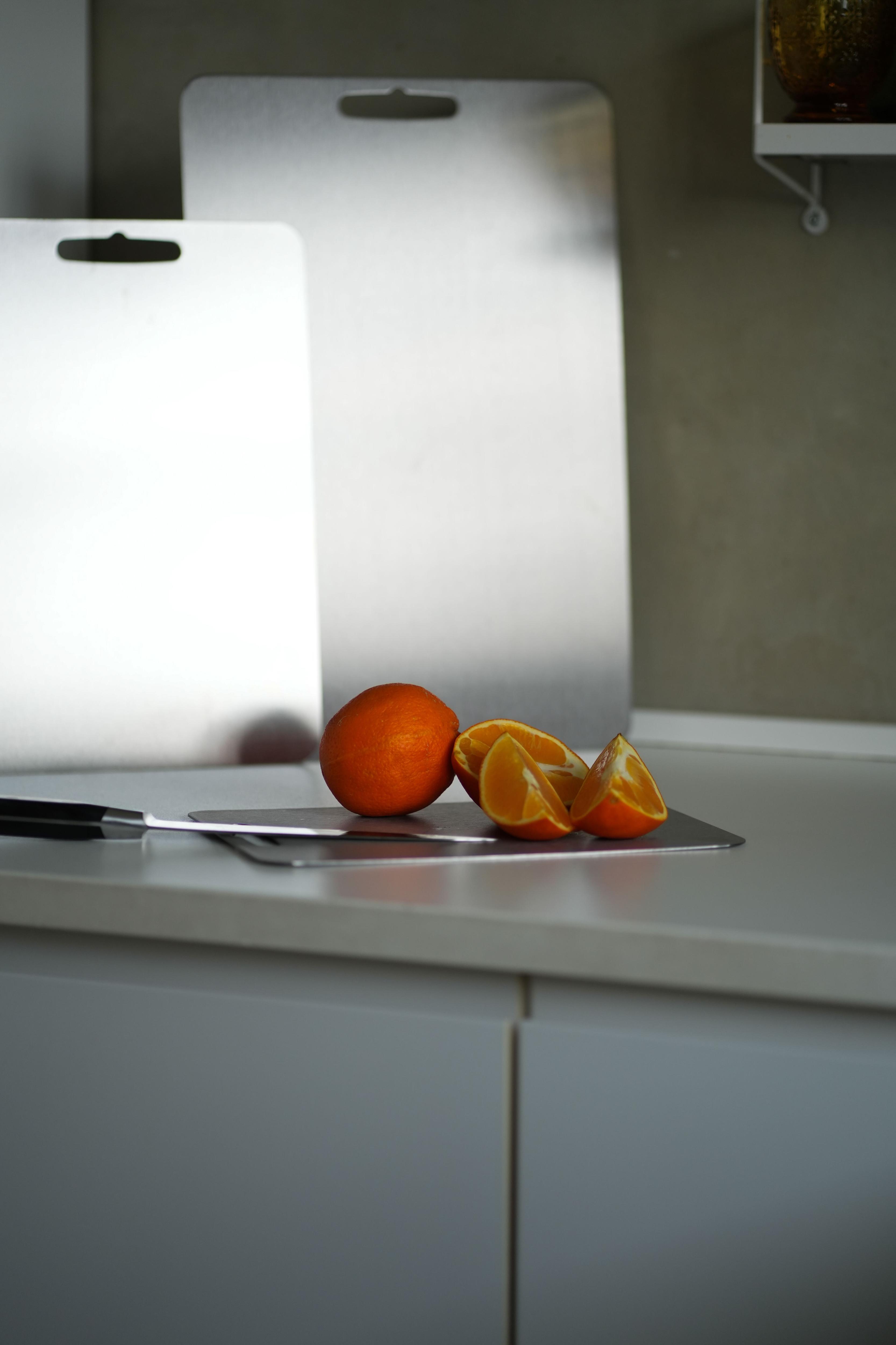 Dit skærebræt er fyldt med bakterier. Dette er ikke.