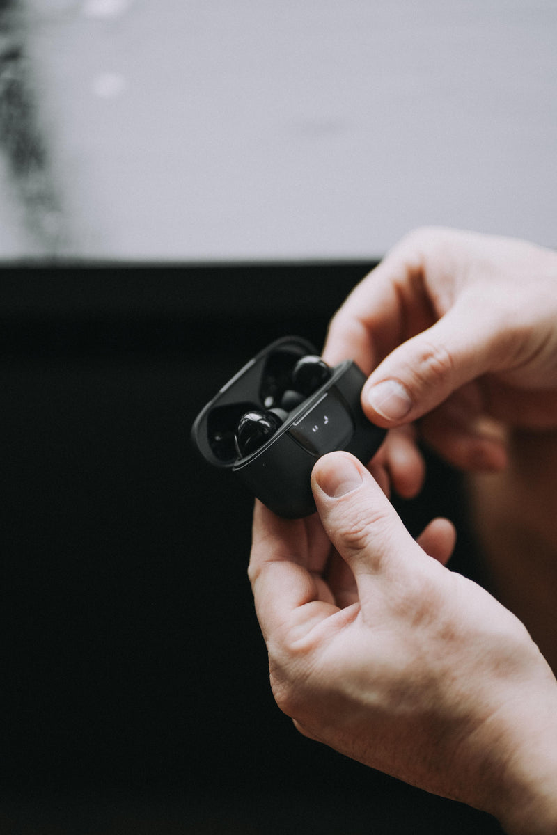 <p><strong>På farten</strong> - Hurtig forbindelse. Stabil lyd. Klar, når du er.</p>